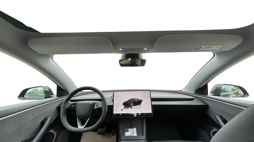 Tesla Model 3 Long Range RWD 4d
