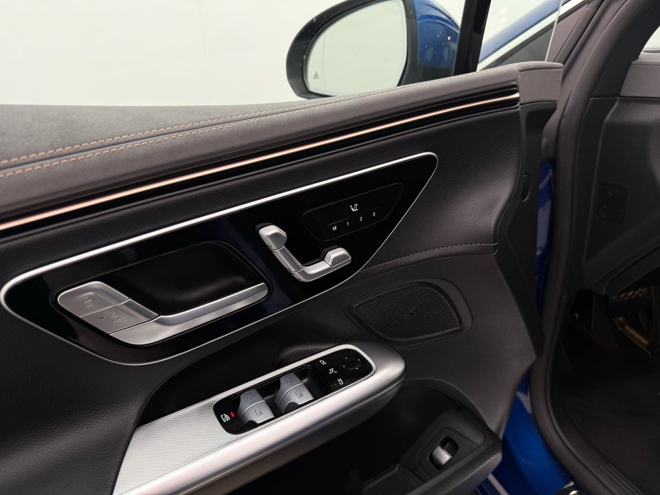 Mercedes EQE350+ Avantgarde 4d