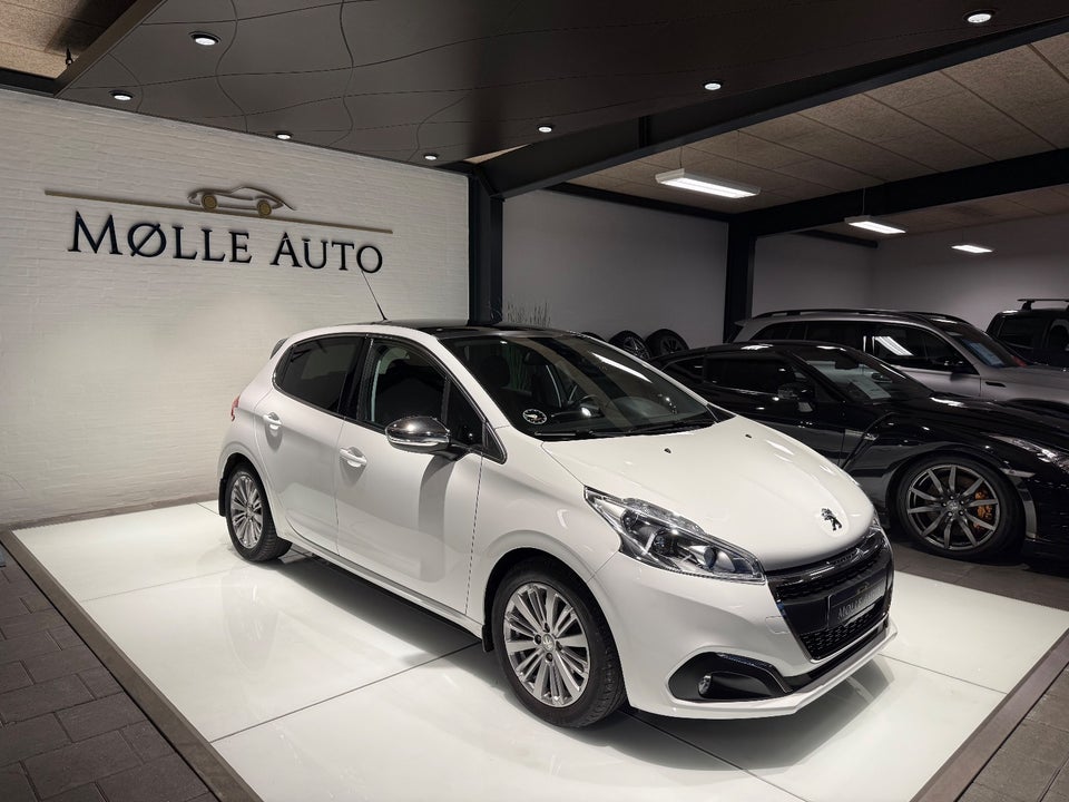 Peugeot 208 1,6 BlueHDi 100 Allure Sky 5d