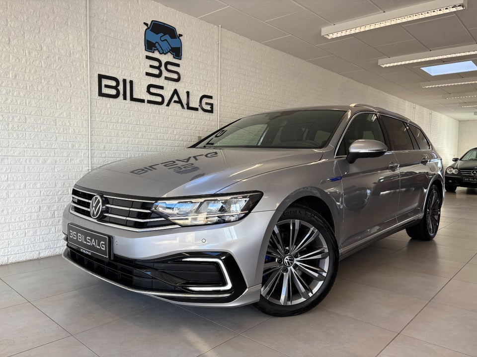 VW Passat 1,4 GTE Variant DSG 5d