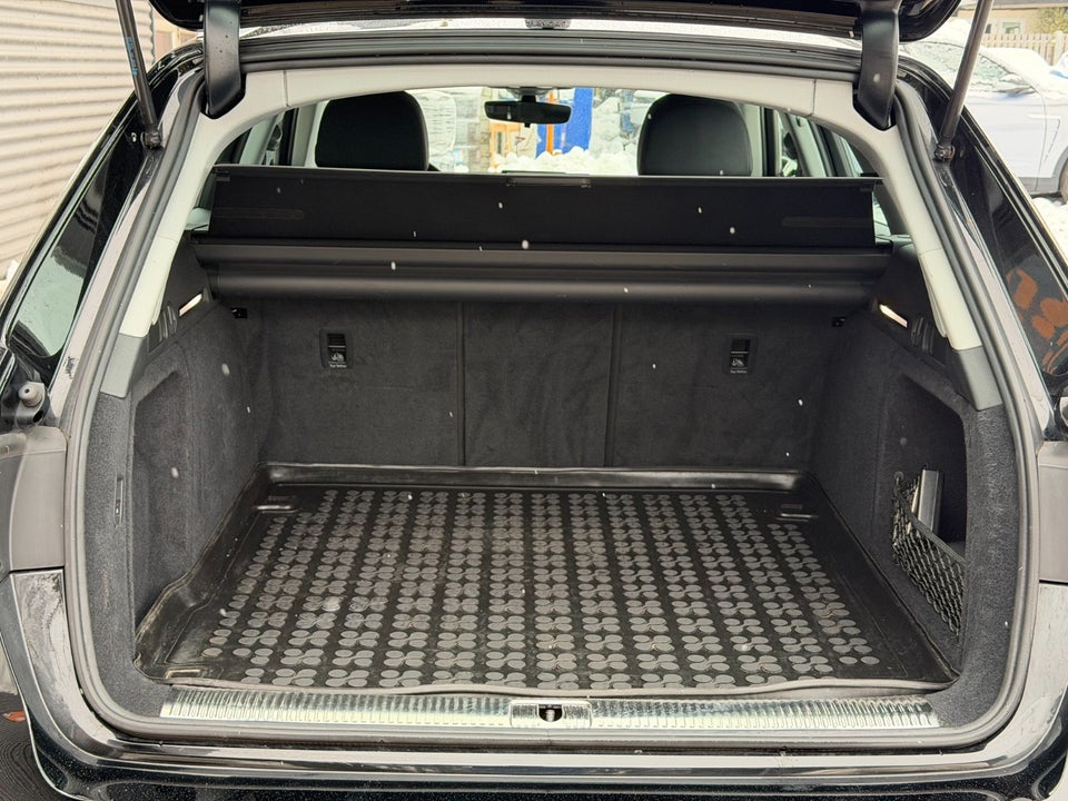 Audi A4 40 TFSi Sport Prestige Avant S-tr. 5d