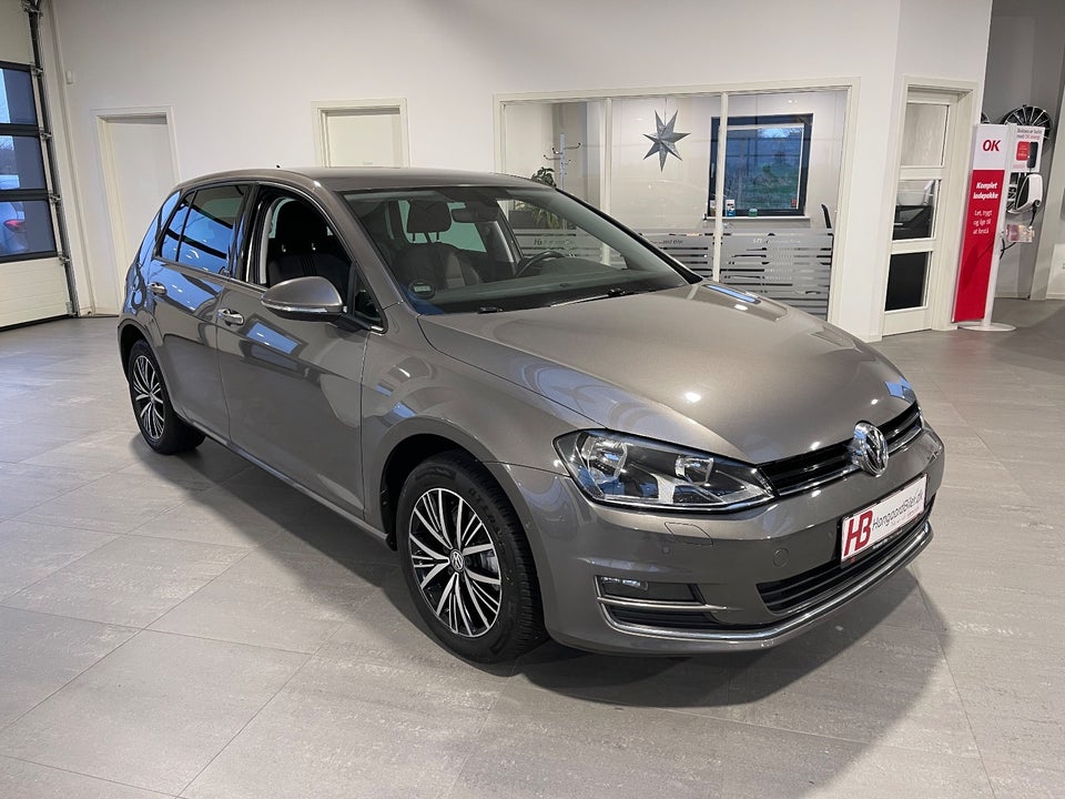 VW Golf VII 1,2 TSI 110 Allstar DSG 5d
