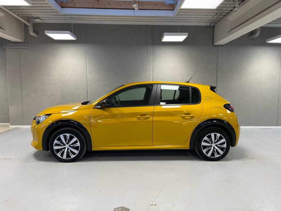Peugeot e-208 50 Active 5d