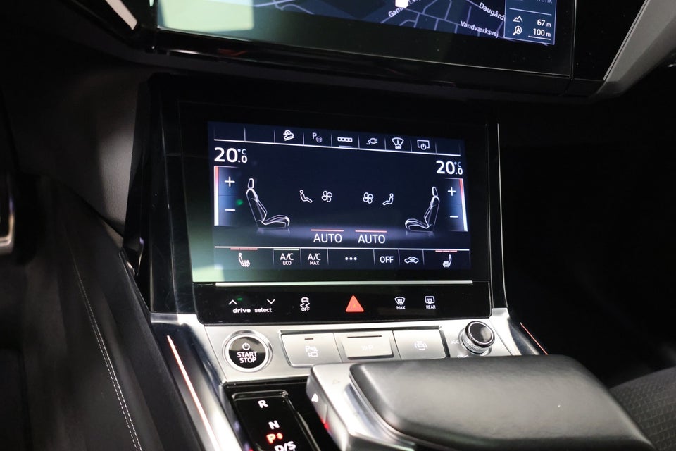 Audi Q8 e-tron 55 S-line quattro 5d