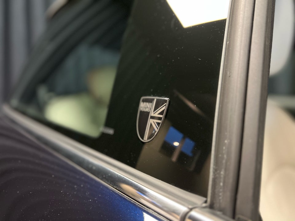 MINI Cooper SE Yours Trim 3d