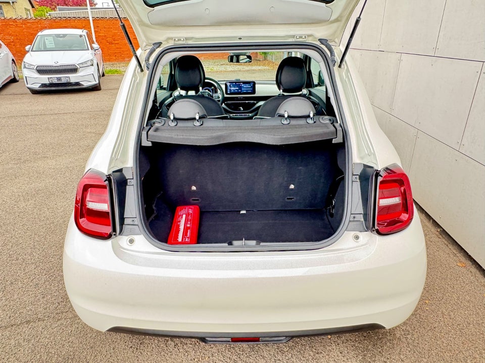 Fiat 500e 42 Icon 3d