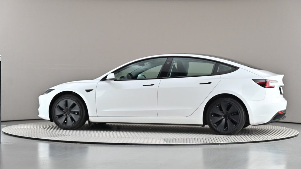 Tesla Model 3 RWD 4d