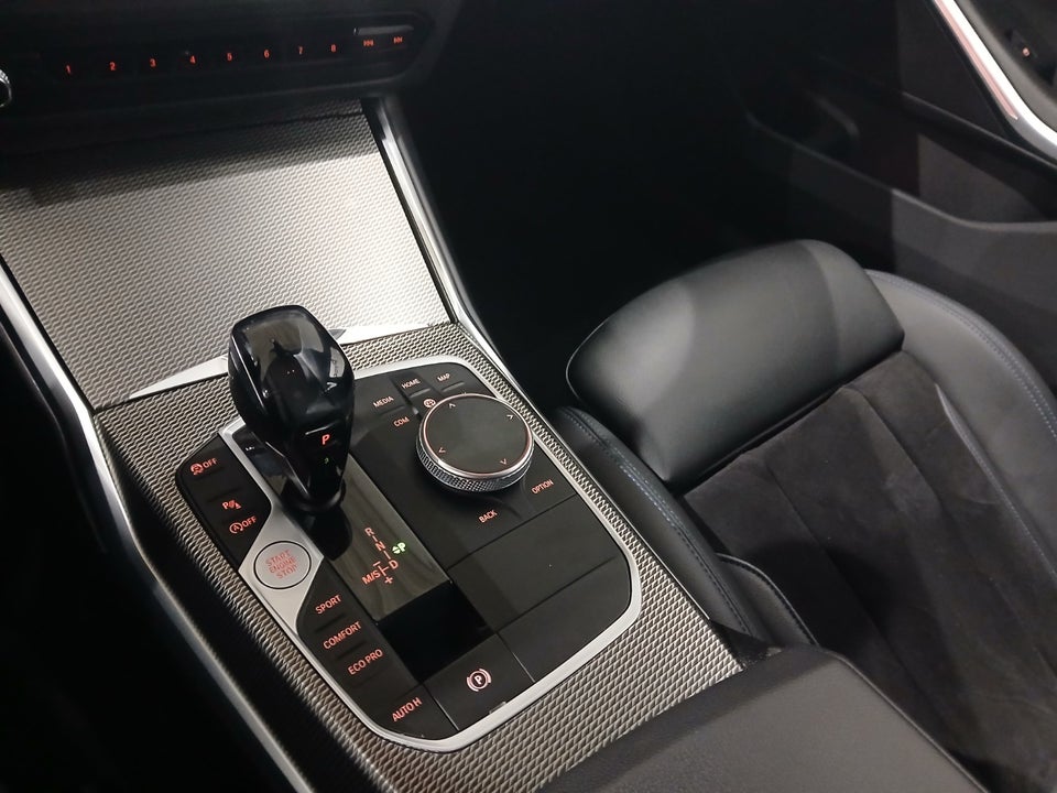 BMW 320i 2,0 Touring M-Sport aut. 5d