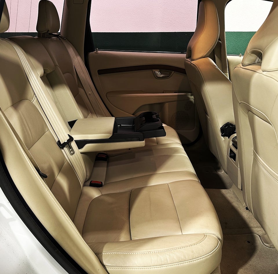 Volvo V70 2,0 D4 181 Momentum aut. 5d