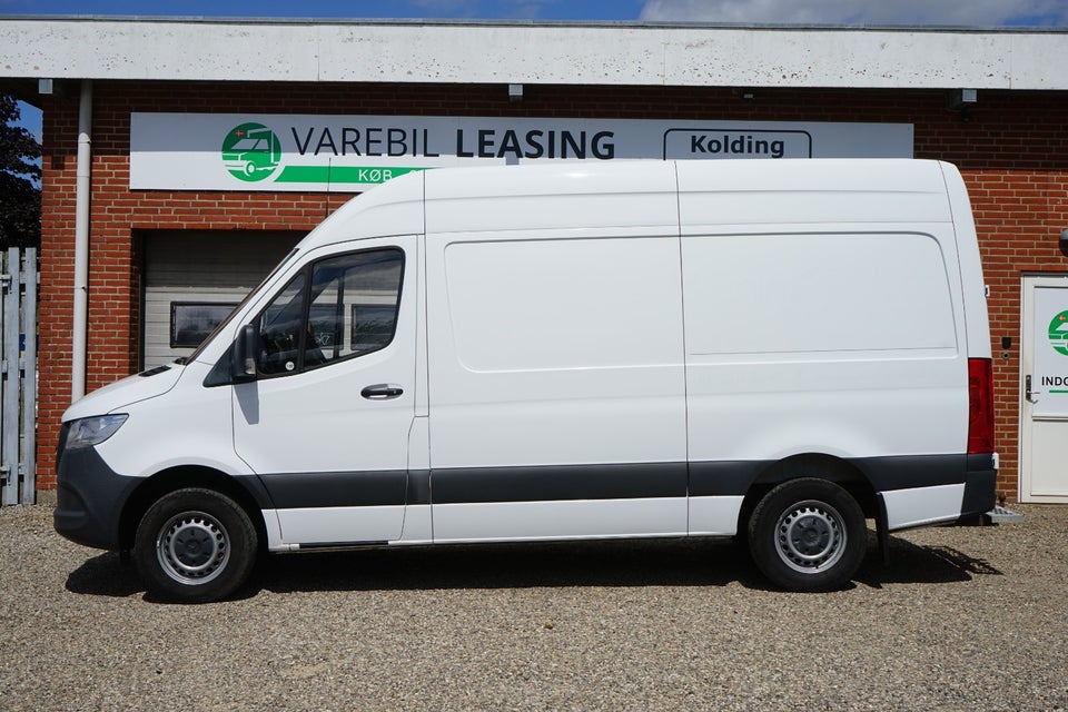 Mercedes Sprinter 316 2,2 CDi A2 Kassevogn aut. RWD