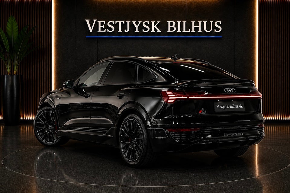 Audi Q8 e-tron 55 S-line Sportback quattro 5d