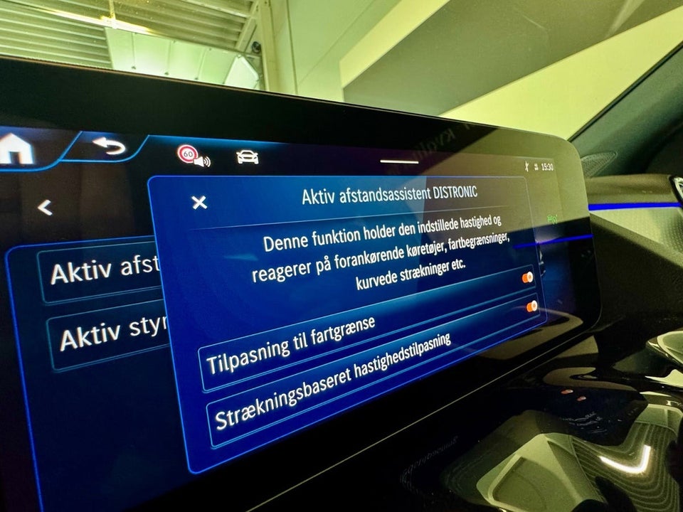 Mercedes EQA300 Progressive 4Matic 5d