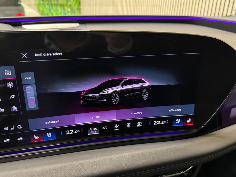 Audi A6 e-tron Ultra Avant quattro 5d