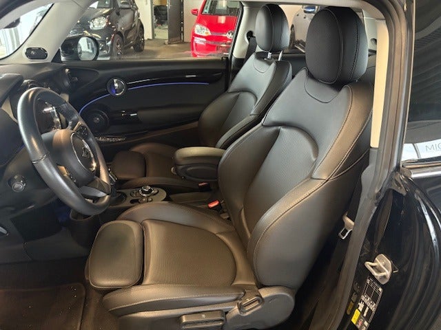 MINI Cooper SE Edition Premium Plus 3d