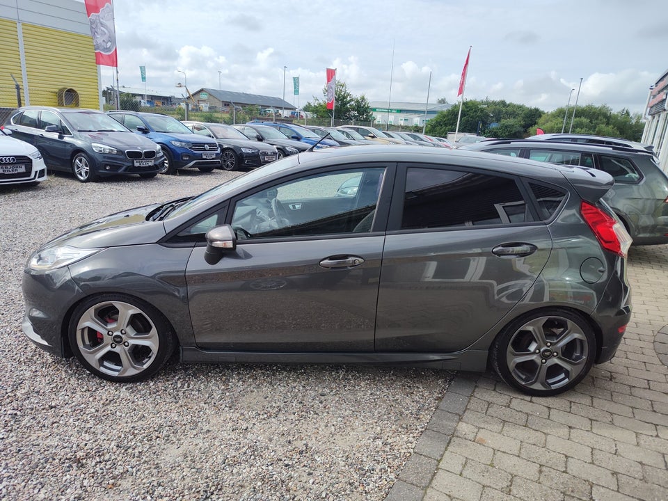 Ford Fiesta 1,0 EcoBoost ST-Line 5d