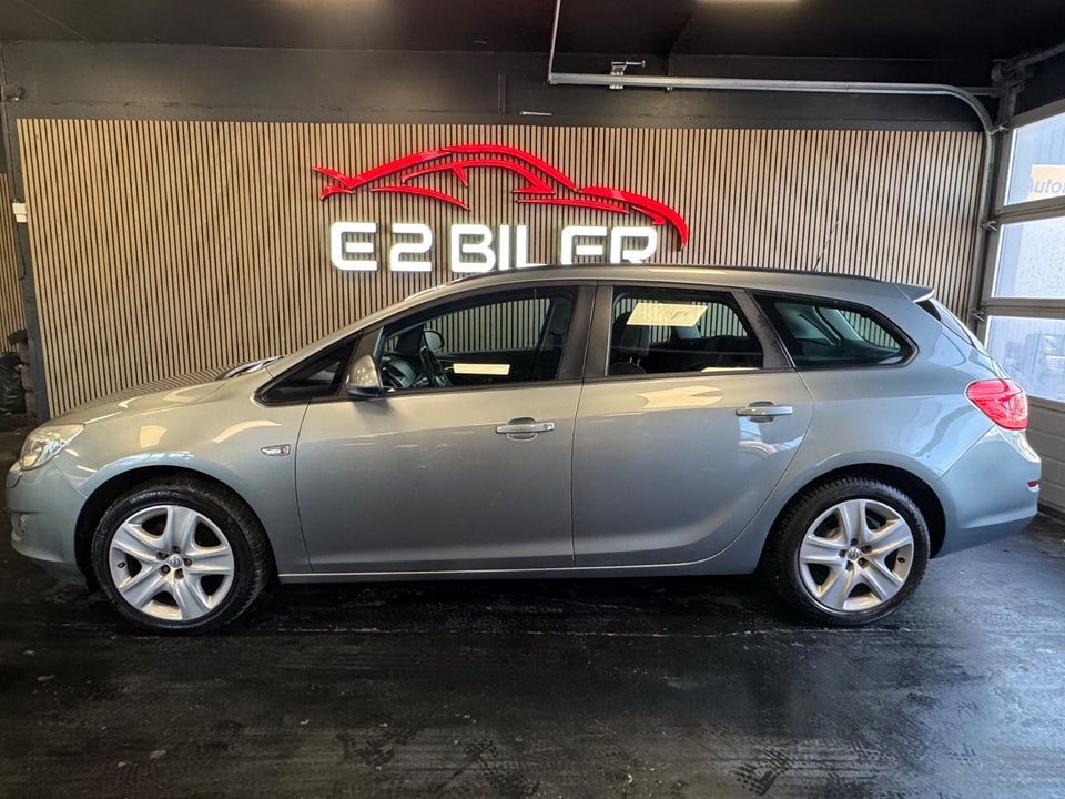 Opel Astra 1,4 T 140 Enjoy Sports Tourer 5d