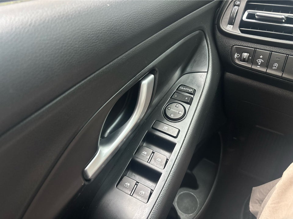 Hyundai i30 1,0 T-GDi Advanced DCT 5d