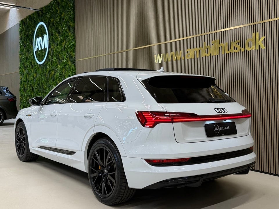 Audi e-tron 55 S-line quattro 5d