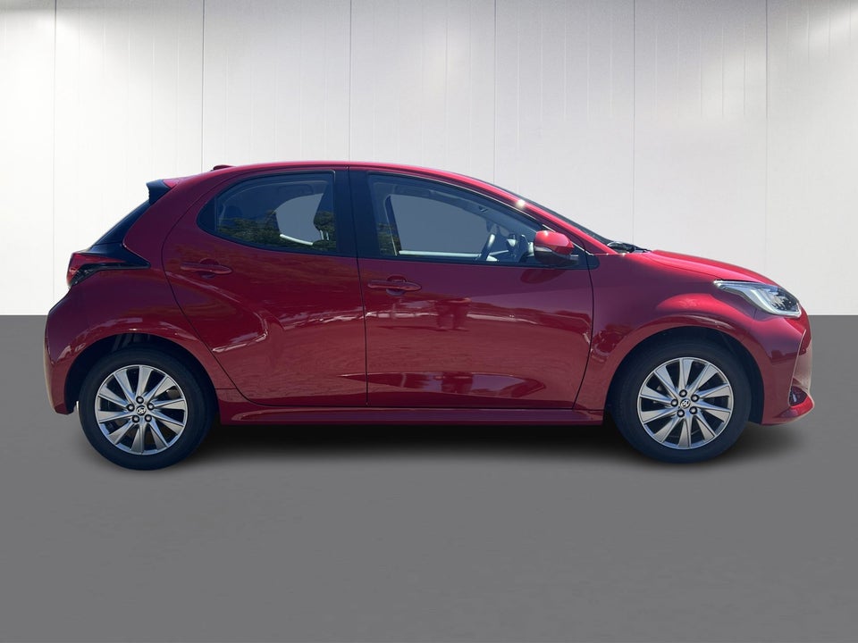 Toyota Yaris 1,5 Active Tech+ 5d