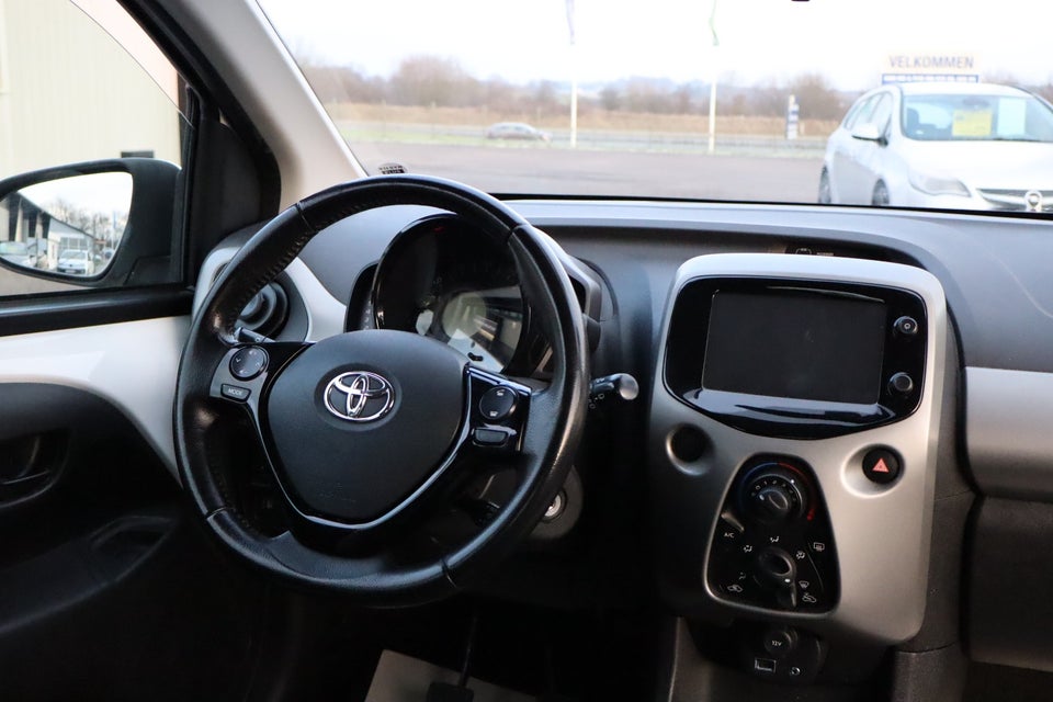 Toyota Aygo 1,0 VVT-i x-clusiv 5d