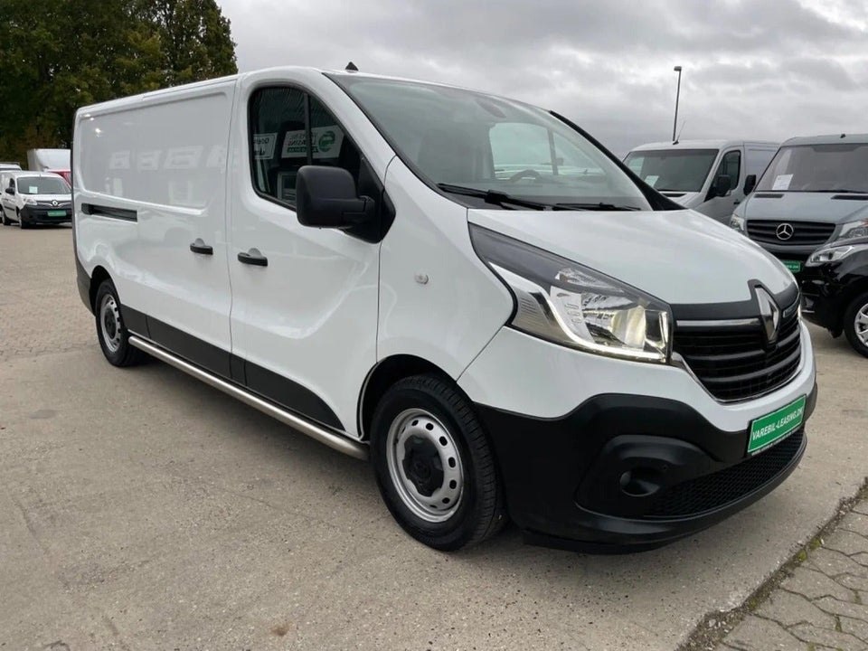 Renault Trafic T29 2,0 dCi 145 L2H1