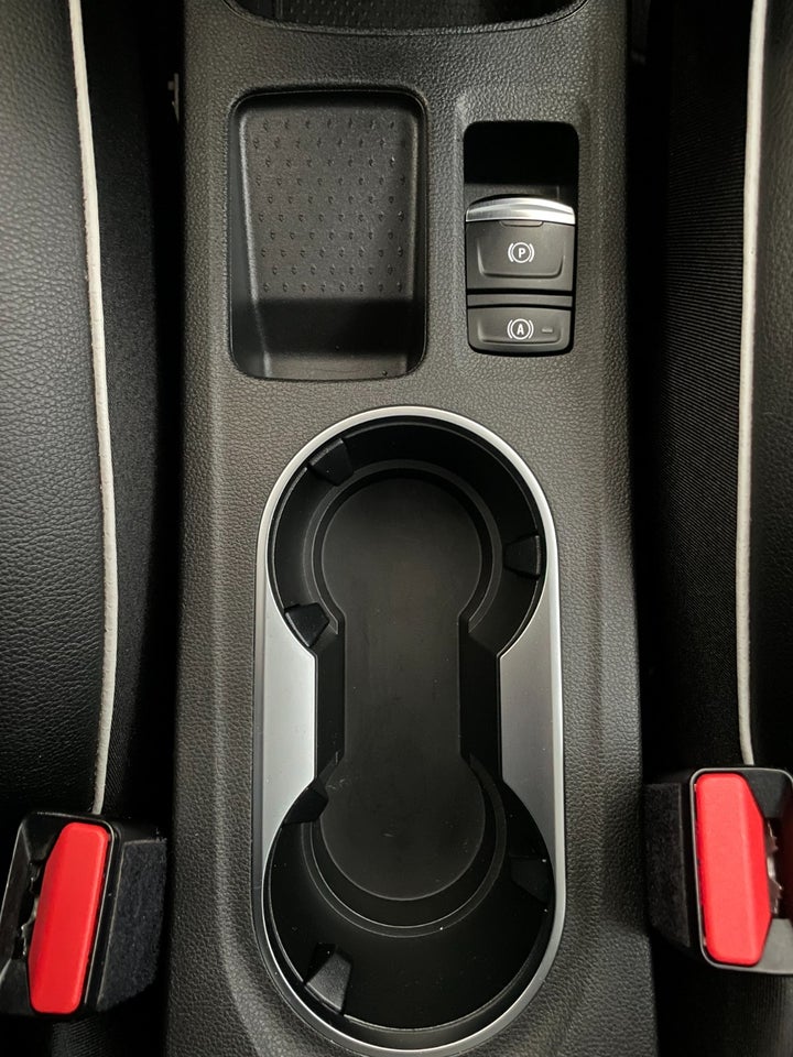 Renault Captur 1,6 E-Tech Intens 5d