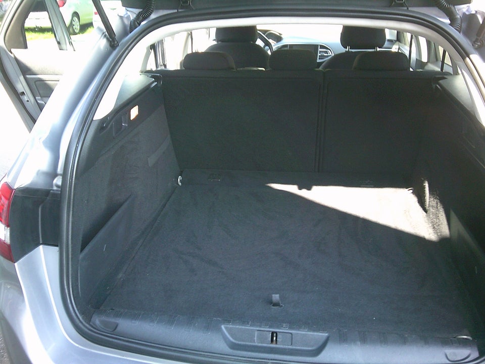 Peugeot 308 1,6 BlueHDi 120 Active SW 5d