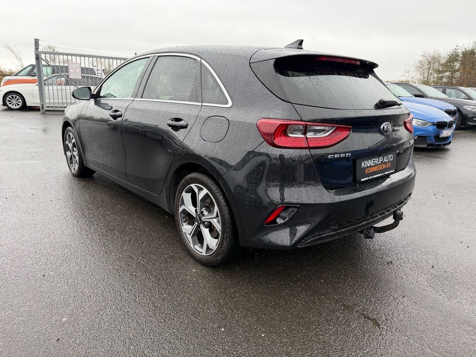Kia Ceed 1,6 CRDi 136 Comfort SW 5d