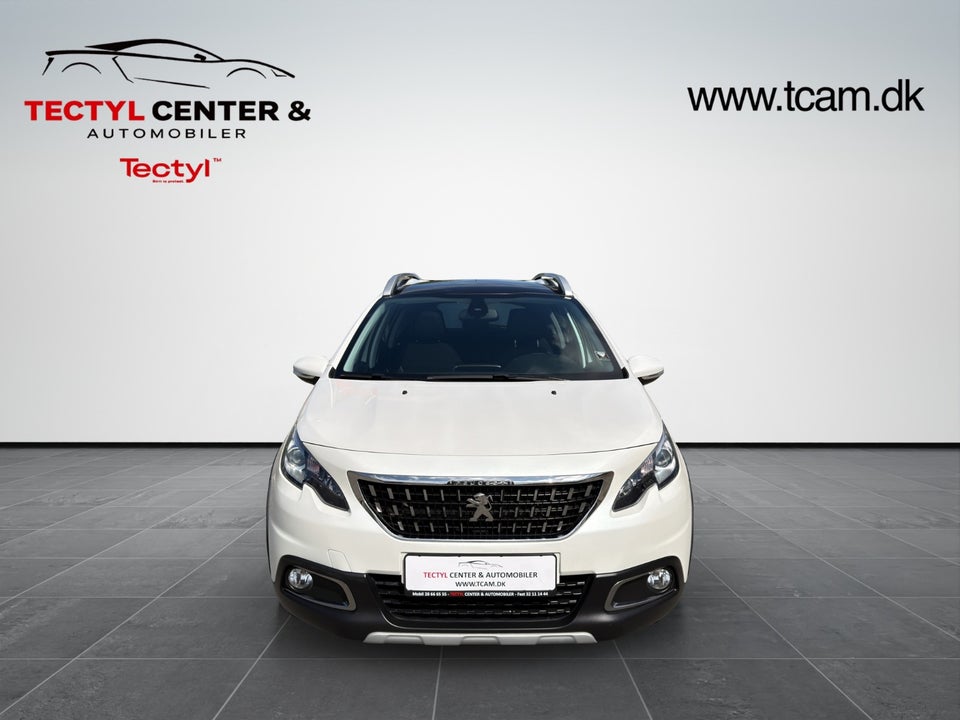 Peugeot 2008 1,2 e-THP 110 Allure Sky 5d