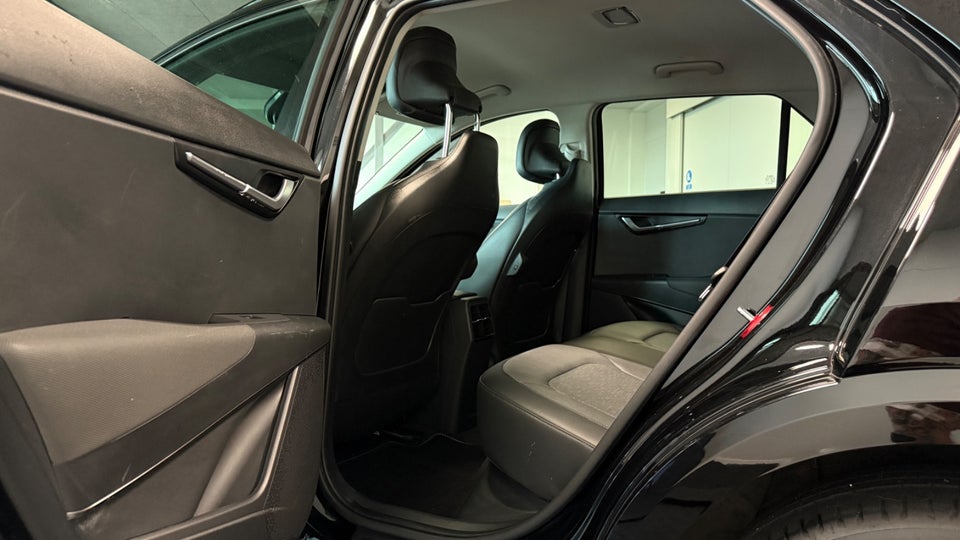 Kia Niro 64 EV Spirit 5d