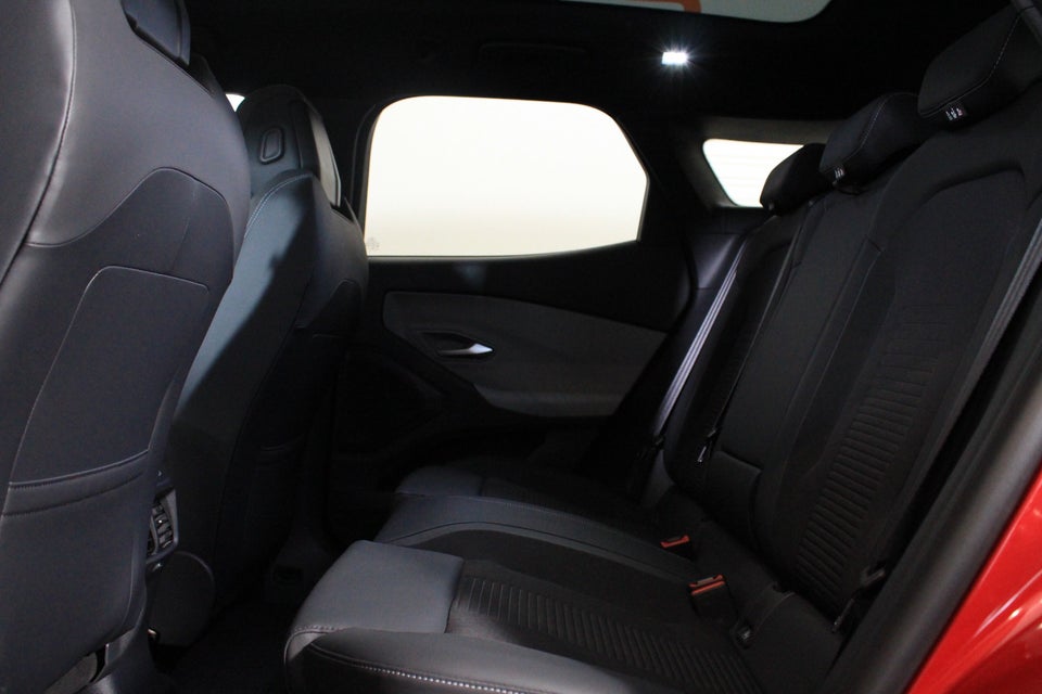 Ford Explorer 84 Premium Extended Range AWD 5d