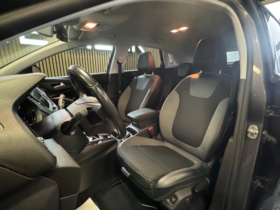 Opel Grandland X 1,6 Hybrid4 Ultimate aut. 5d