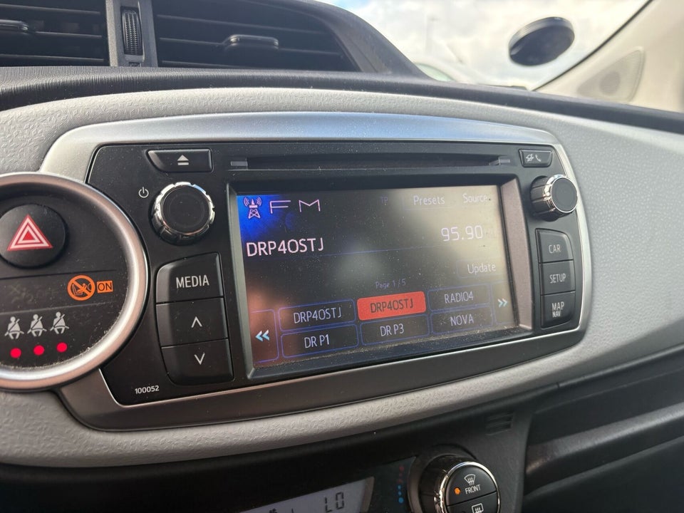 Toyota Yaris 1,5 Hybrid H3 Touch CVT 5d
