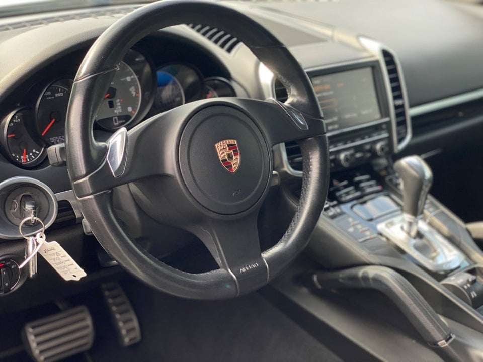 Porsche Cayenne S 4,8 Tiptr. Van 5d