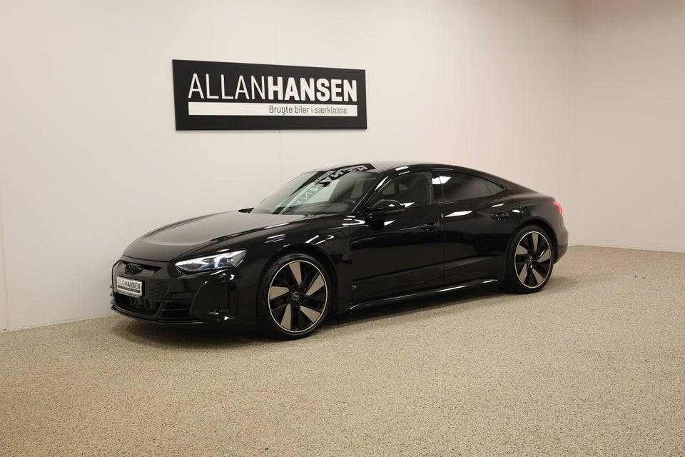 Audi e-tron GT quattro 4d