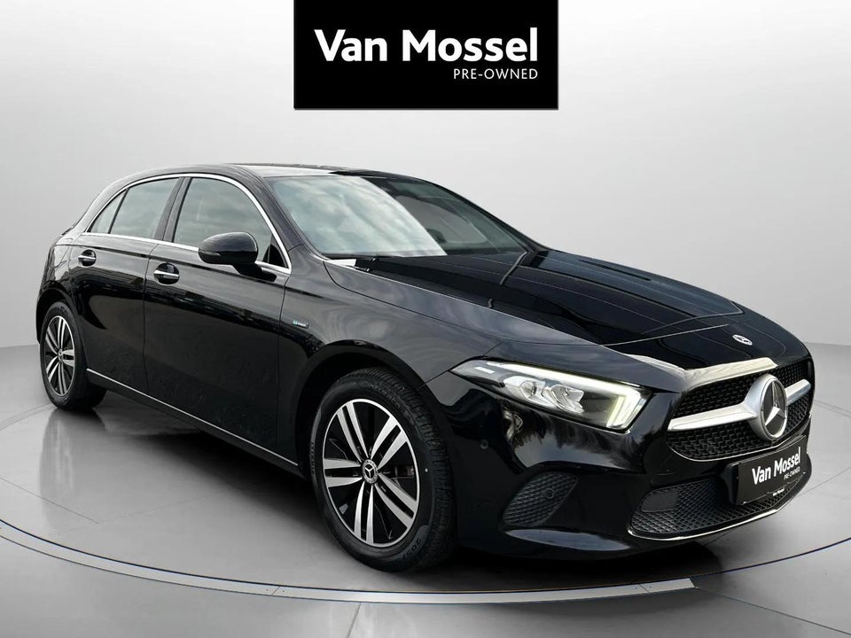 Mercedes A250 e 1,3 Progressive aut. 4d