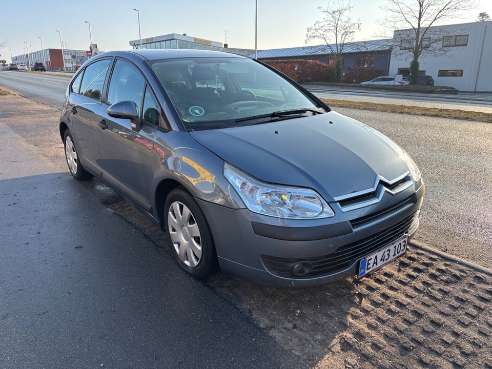 Citroën C4 1,6 16V 110 Prestige aut. 5d