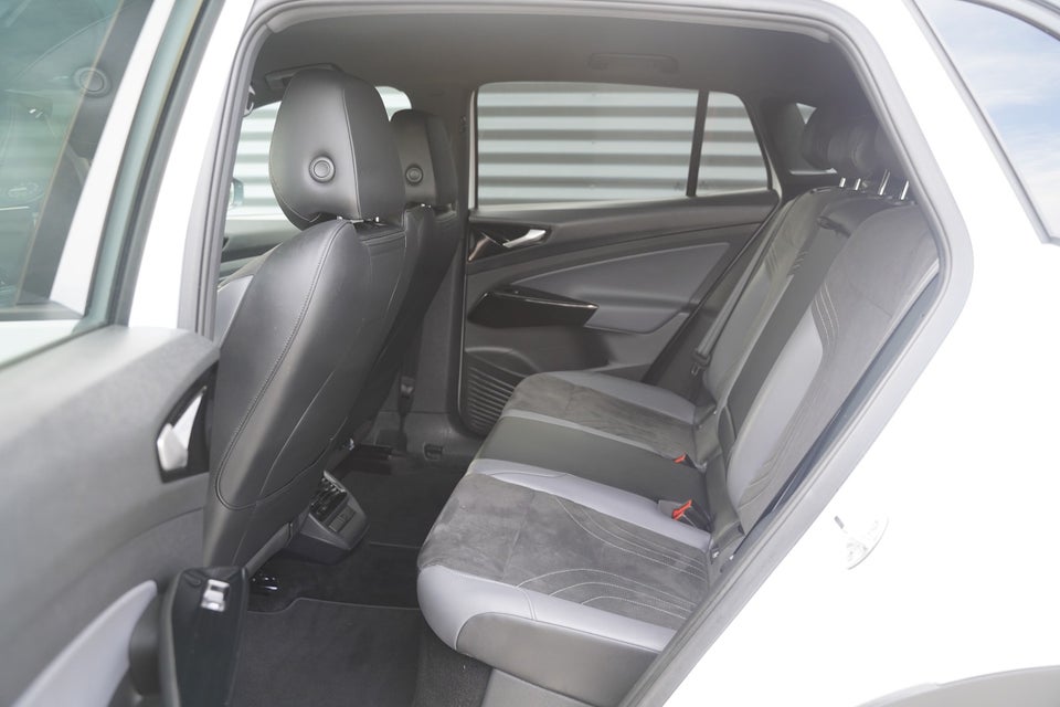 VW ID.4 52 Pure Performance 5d