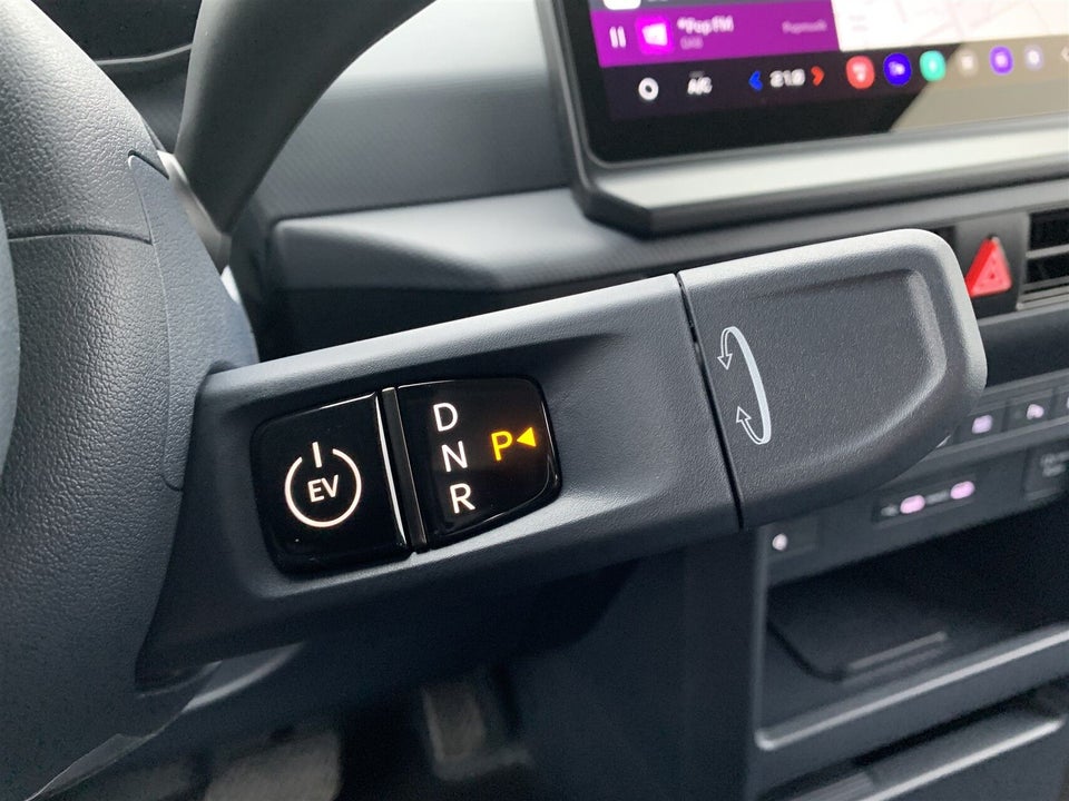 Kia PV5 71 Long Range Upgrade 5d