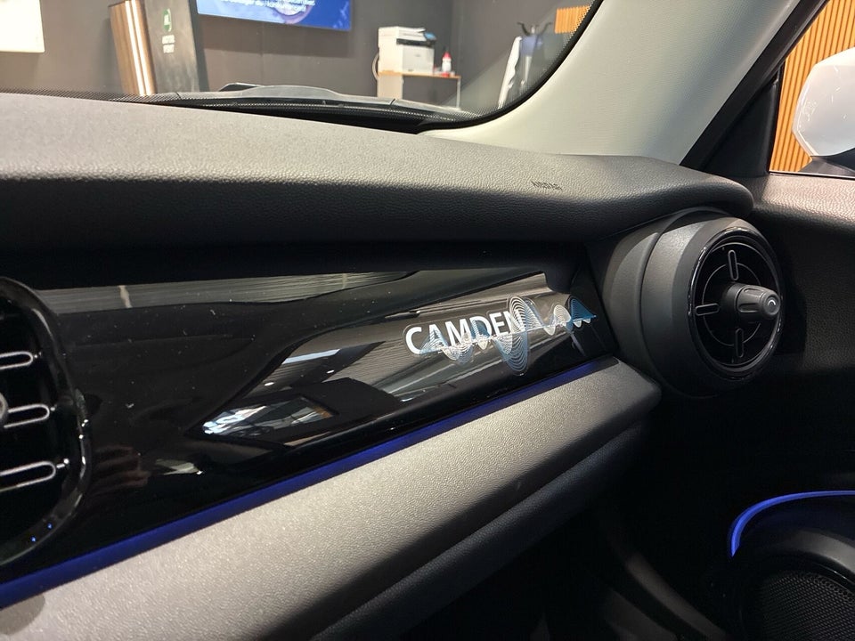 MINI Cooper SE Camden Edition 3d