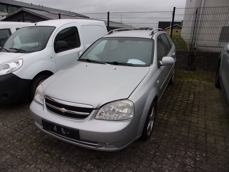 Chevrolet Nubira 1,8 CDX stc. aut. 5d