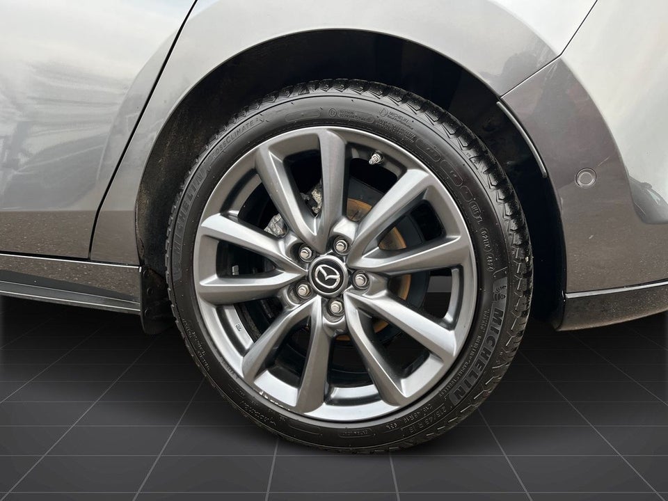 Mazda 3 2,0 SkyActiv-X 180 Cosmo aut. 5d