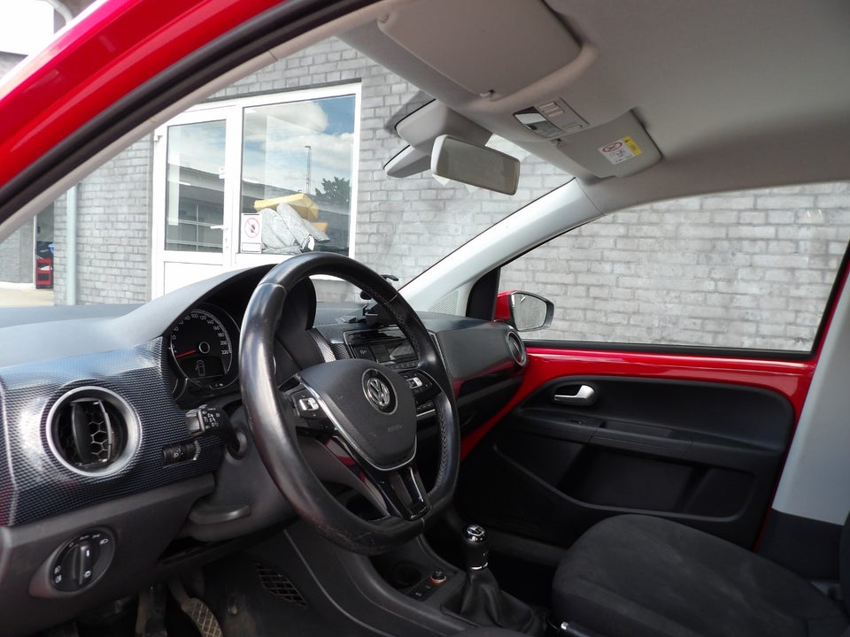 VW Up! 1,0 MPi 60 Move Up! BMT 5d