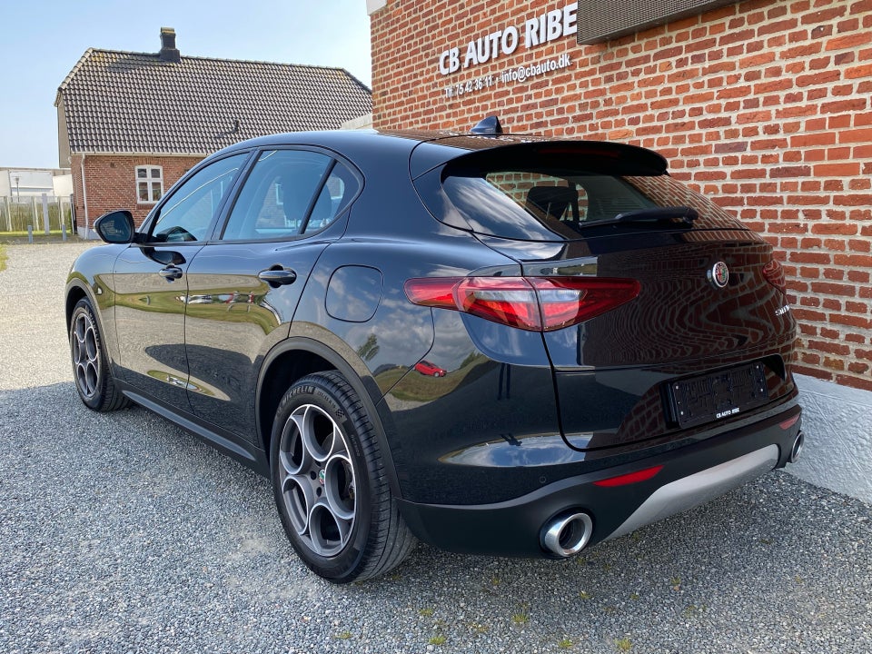 Alfa Romeo Stelvio 2,2 JTD 180 Super aut. 5d