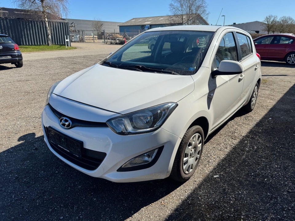 Hyundai i20 1,25 Comfort 5d