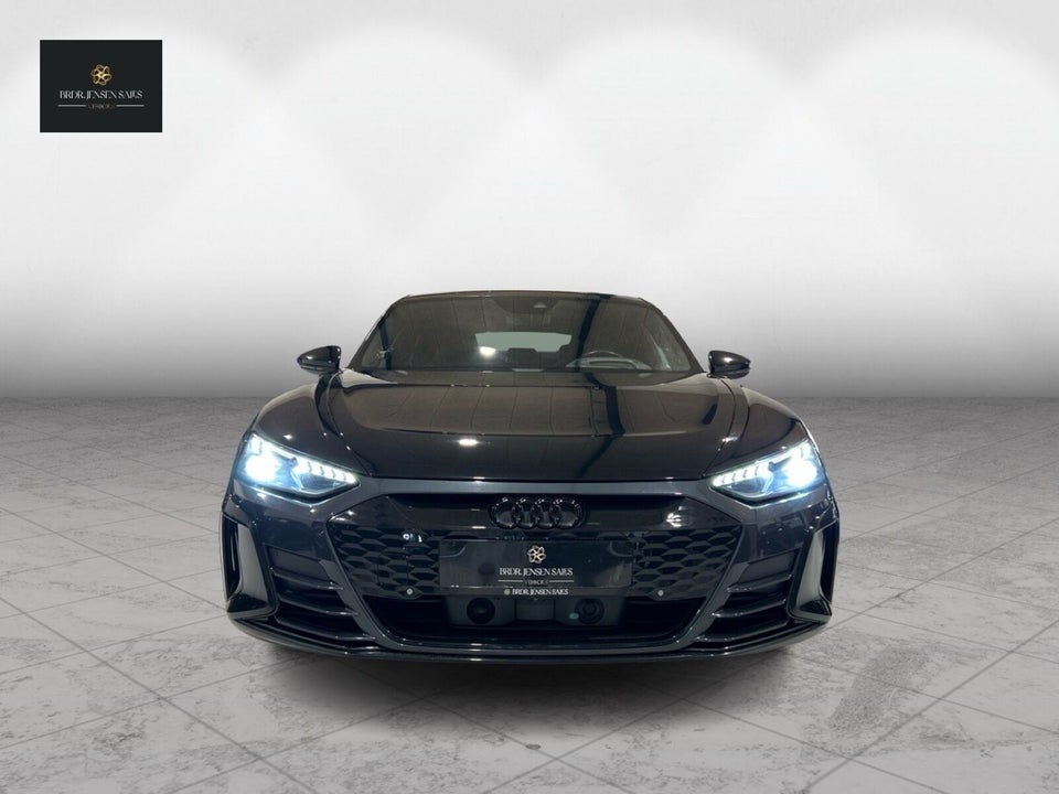 Audi e-tron GT quattro 4d