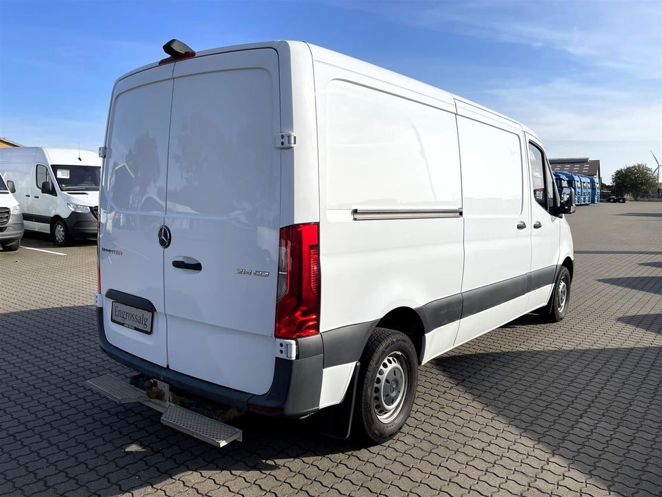 Mercedes Sprinter 214 2,2 CDi A2 Kassevogn FWD