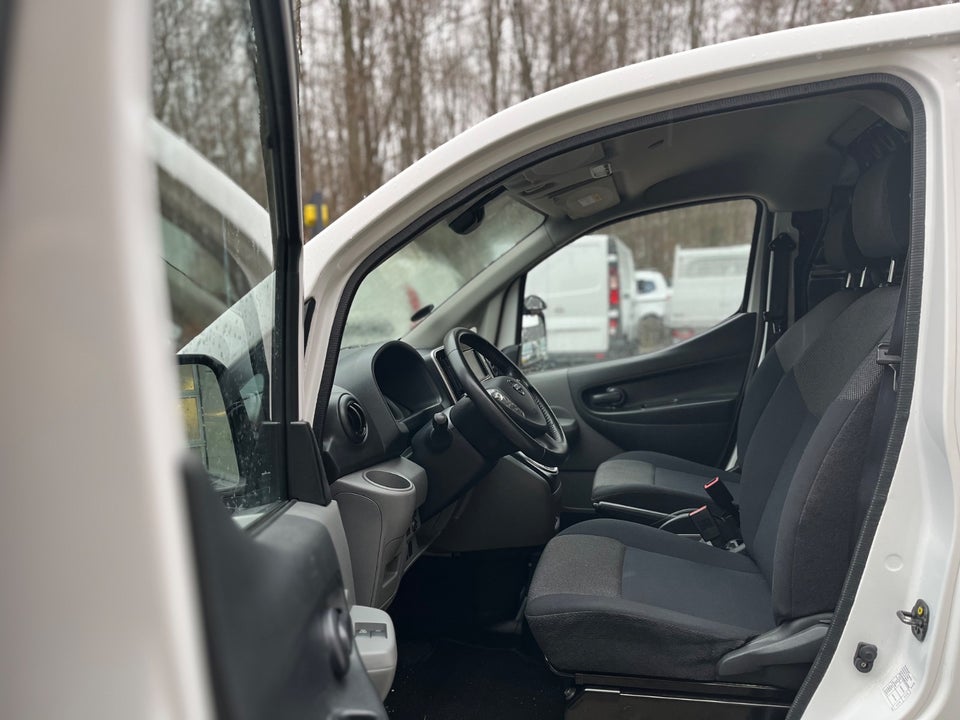 Nissan e-NV200 Premium Van 5d