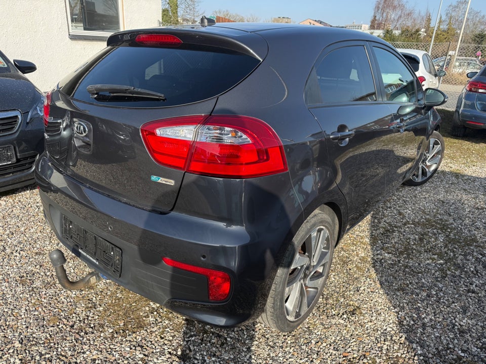 Kia Rio 1,2 CVVT Premium 5d