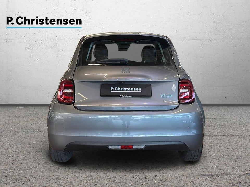 Fiat 500e 42 Icon 3d